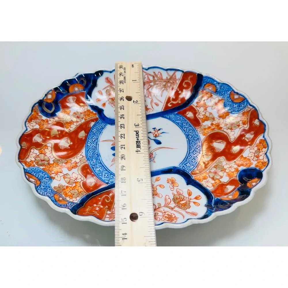 Vintage Japanese Imari Porcelain Oval Scalloped Bowl Floral Blue Red Gold 7.75